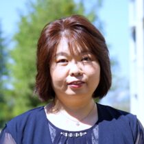 大越　敬子